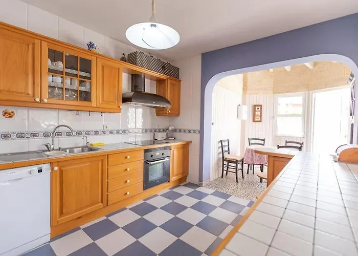 3 Bedroom In El Duque 阿德耶