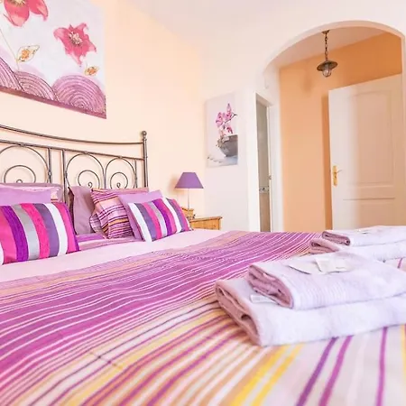 3 Bedroom In El Duque 빌라 아데제