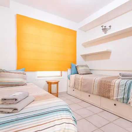 3 Bedroom In El Duque 빌라 아데제