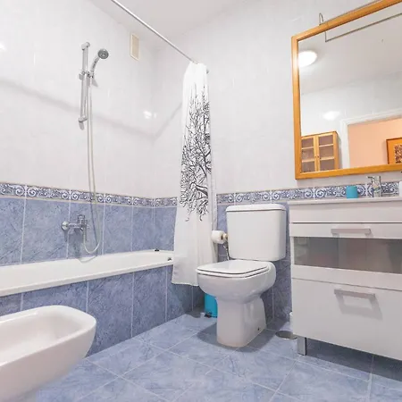 3 Bedroom In El Duque * 아데제